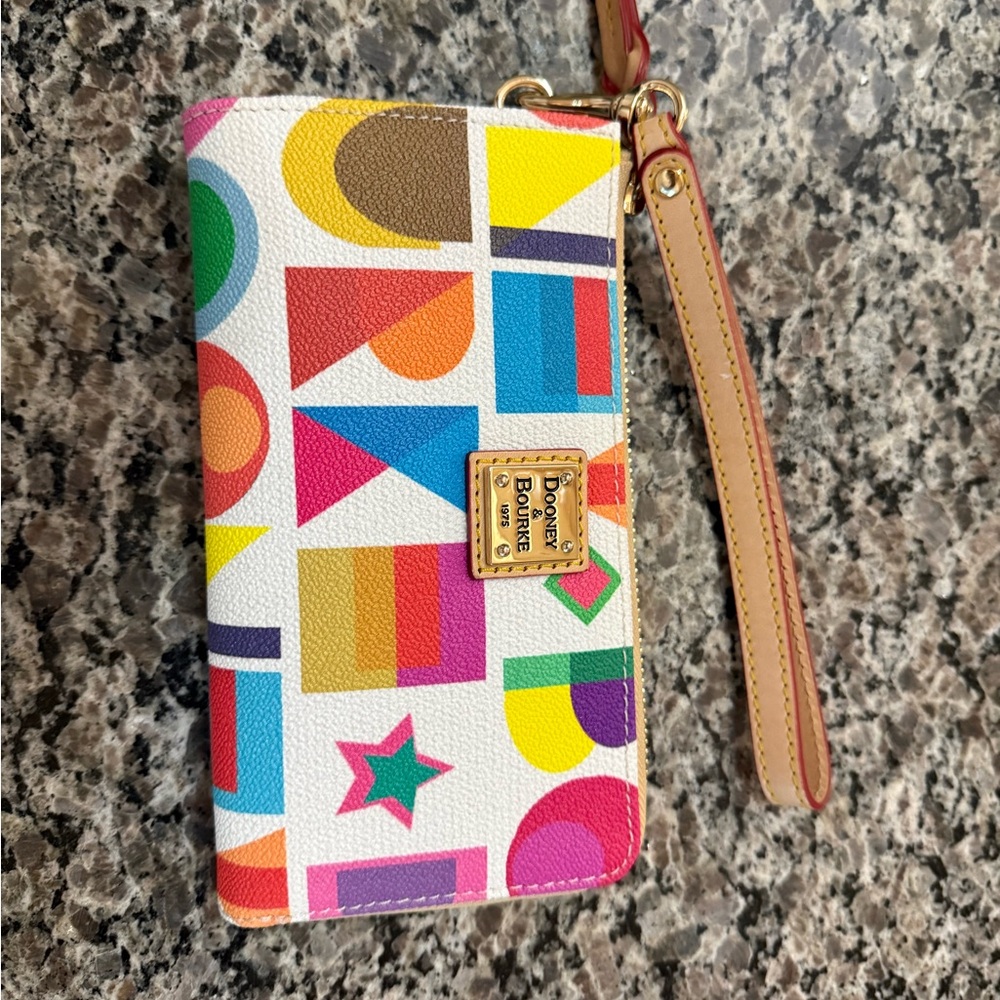 Dooney & Bourke Multicolor Geometric Wristlet